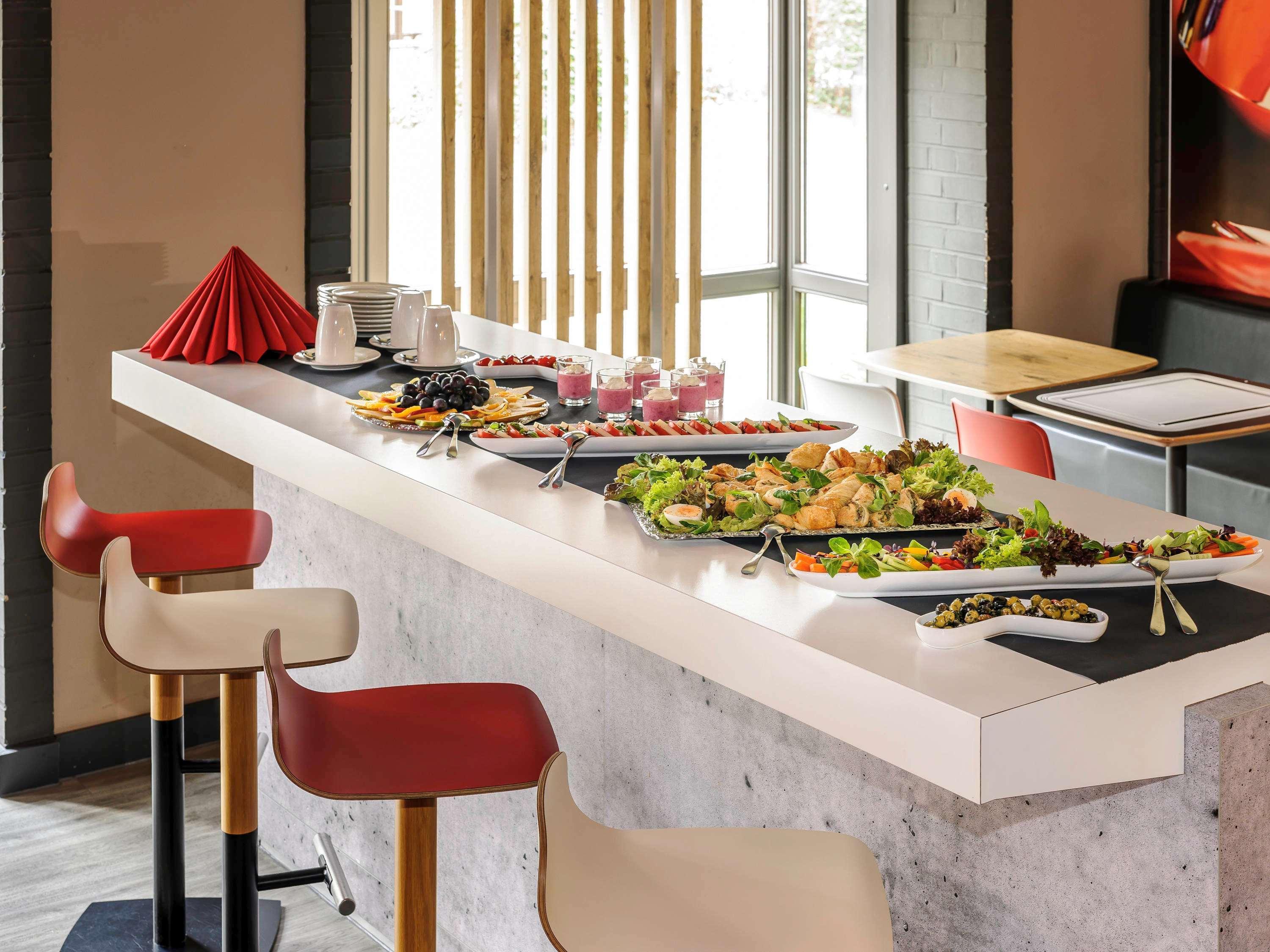 Ibis Bremen City Екстериор снимка