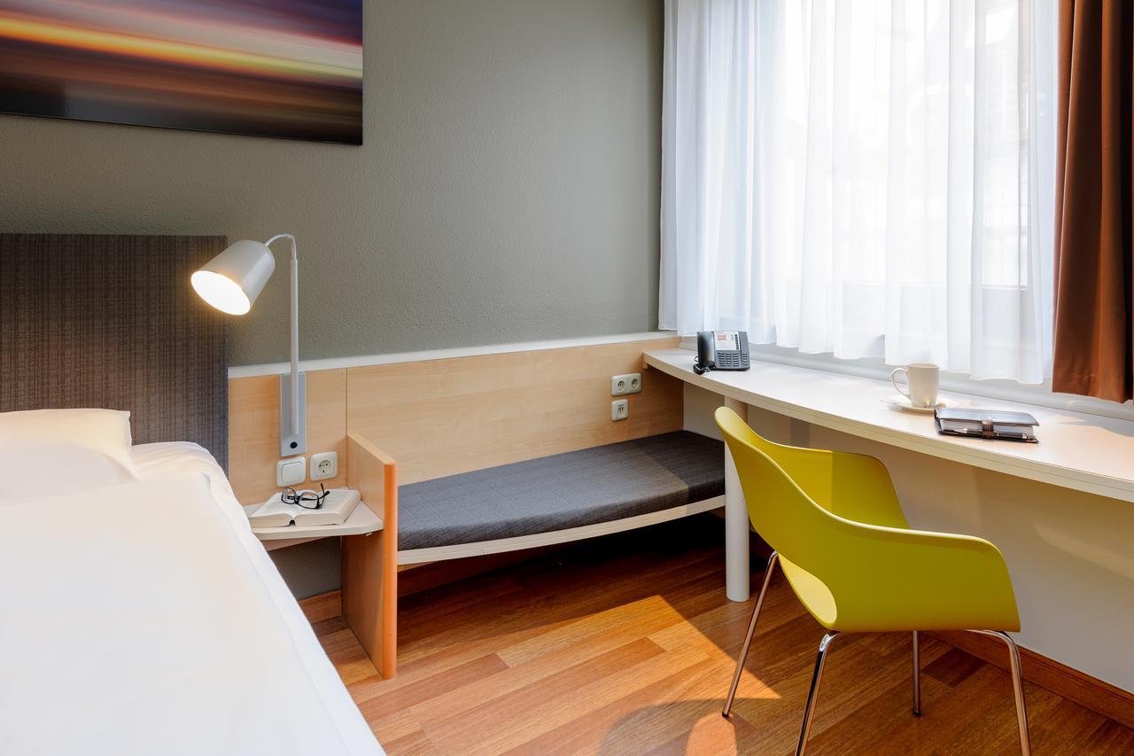 Ibis Bremen City Екстериор снимка