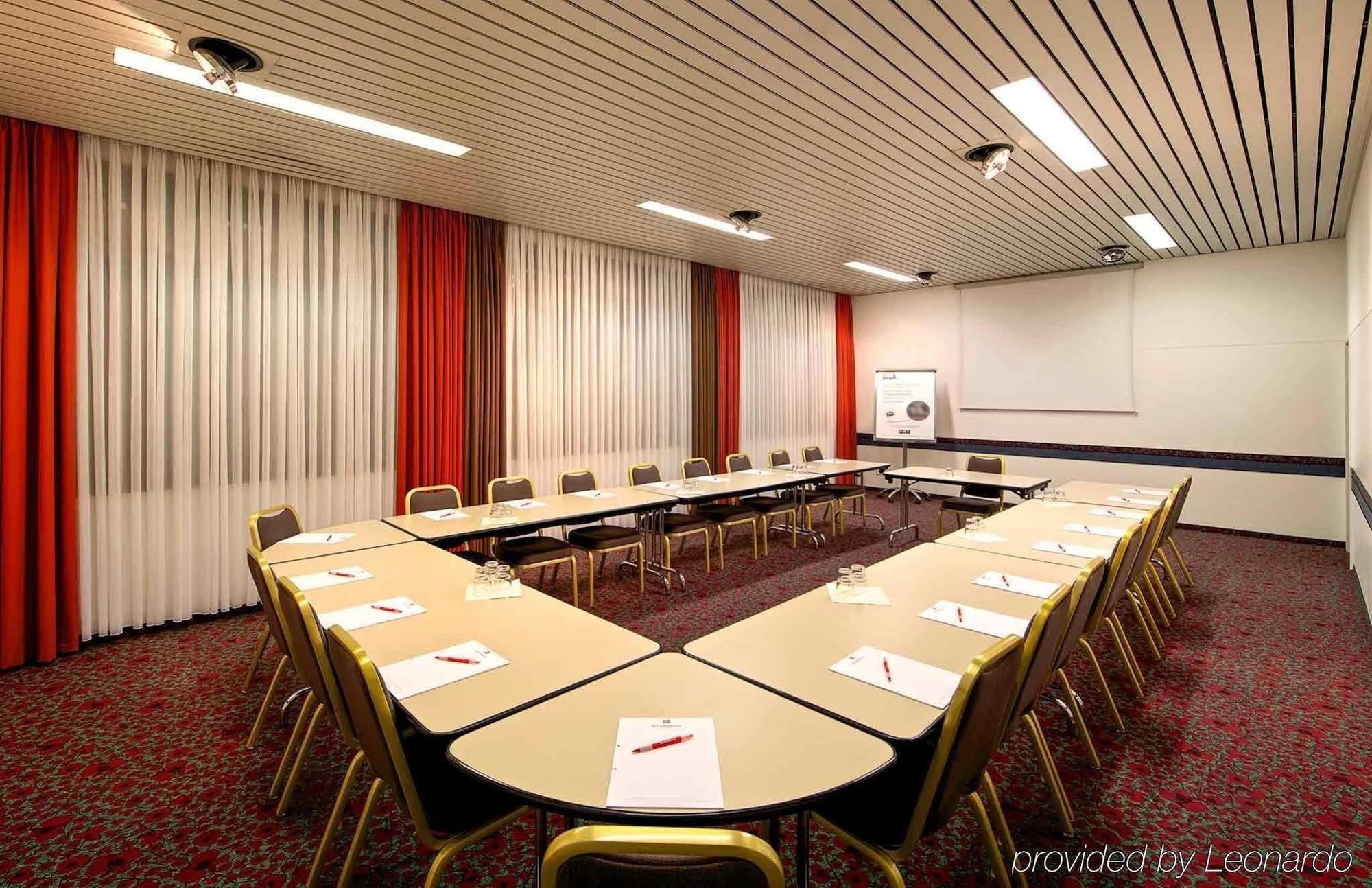 Ibis Bremen City Екстериор снимка